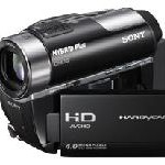 Einzigartige Modell- und Qualitätsoffensive: Sony präsentiert 17 neue Camcorder für Hobbyfilmer