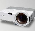 Neu: Epson EMP-400W liefert 60-Zoll-Bild aus nur 65-Zentimeter-Entfernung