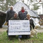 Mit 7.000 Euro unterstützt Volkswagen Belegschaft den Förderverein der Peter Pan Schule in Wolfsburg