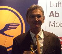 Lufthansa steigert operatives Ergebnis auf knapp 1,4 Mrd. Euro und schlägt Dividende von 1,25 Euro vor
