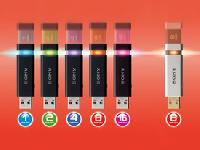 Klicken, einstecken, Daten austauschen: Neue Sony USB-Speichersticks MicroVault Click