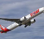 Boeing Delivers Brazilian TAM Airlines‘ First 777-300ER