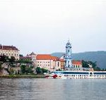 Christmas Shopping mal anders: Mit den A-ROSA Advents-, Weihnachts – und Silvesterreisen auf der Donau zum Wiener Weihnachtsmarkt