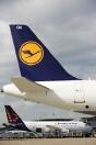 Lufthansa behauptet sich in Branchenkrise
