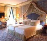 Adventszeit und Jahreswechsel im The Regent Grand Hotel Bordeaux