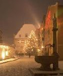 Bezaubernder Adventmarkt in der größten Altstadt Westösterreichs: Hall in Tirol lädt ein