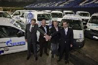 Kooperation für die Umwelt – Volkswagen überreicht Erdgasfahrzeugflotte an Schalke 04