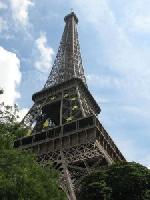 Neue Erlebnisreise nach Paris – Der Eiffelturm von innen und mehr