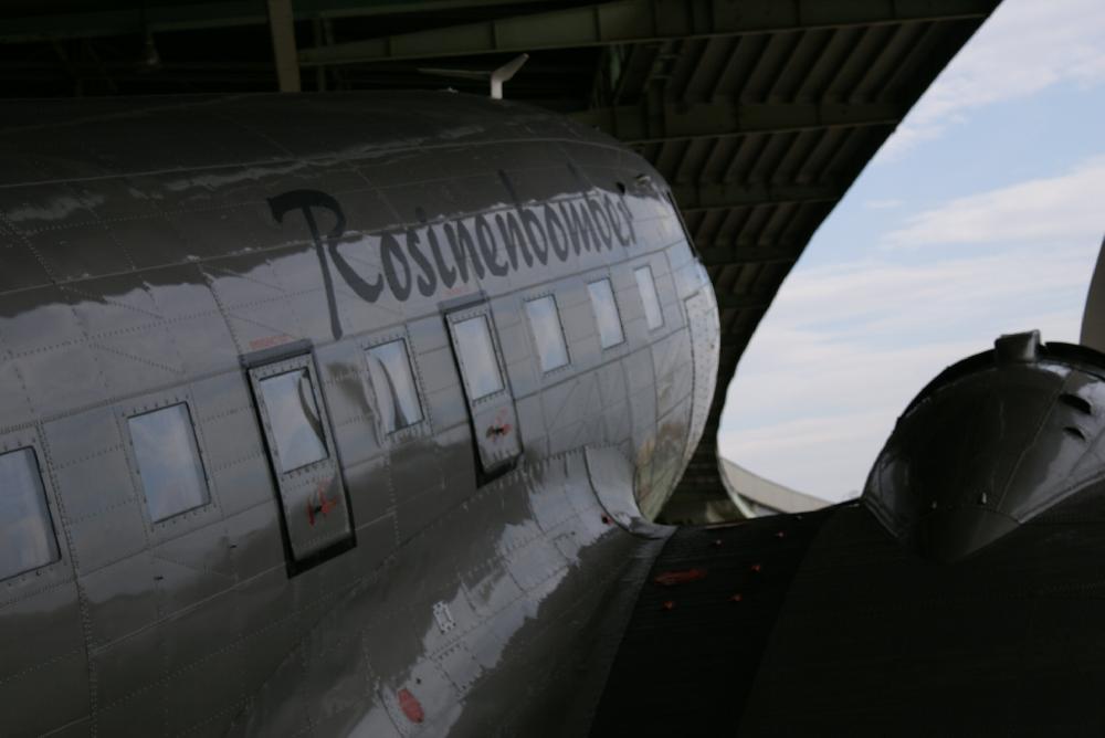 Zur Notlandung des Rosinenbombers: Datenblatt zum Air Service Berlin Rosinenbomber