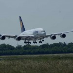 Flughafen Stuttgart: Airbus A 380 Premiere mit Verspätung