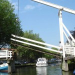 Hausboot-Kapitäne, Matrosen und Smutjes gesucht