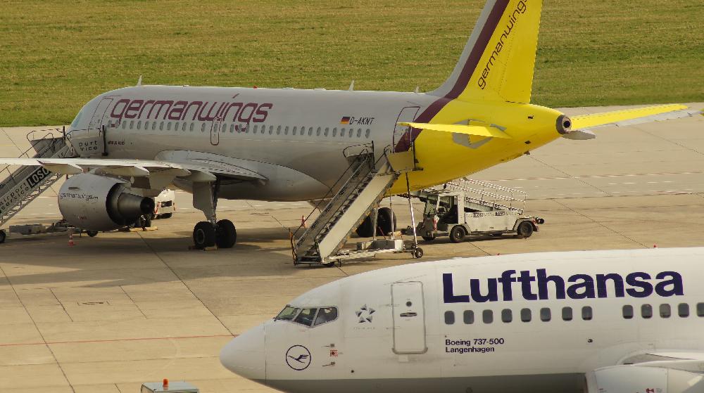 Lufthansa Konzern befördert über 22 Millionen Fluggäste im ersten Quartal 2011