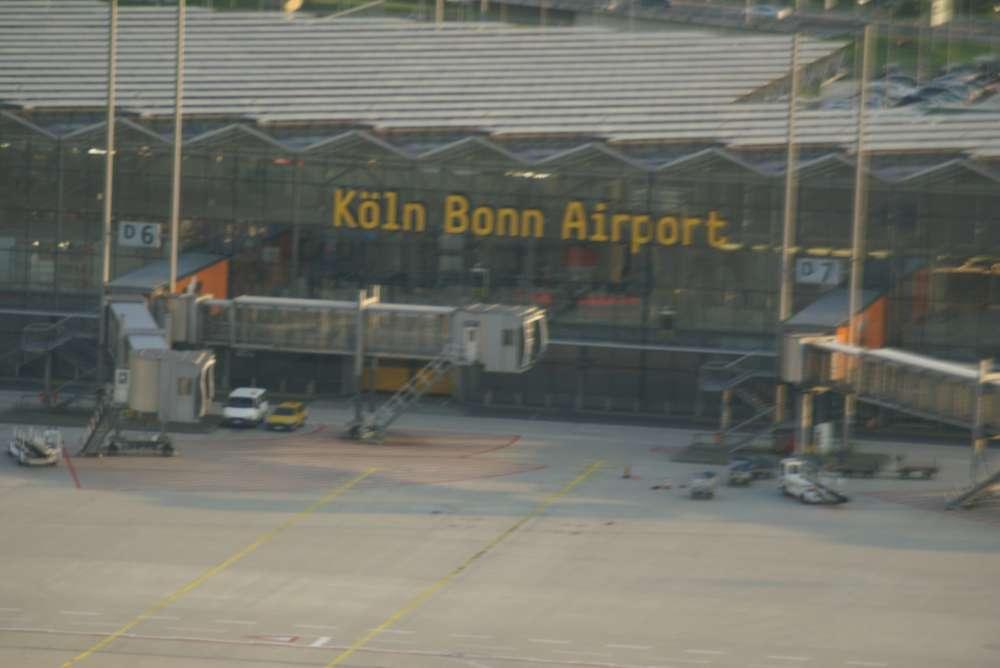 Köln-Bonn Airport: Rund 400.000 Fluggäste in den Osterferien