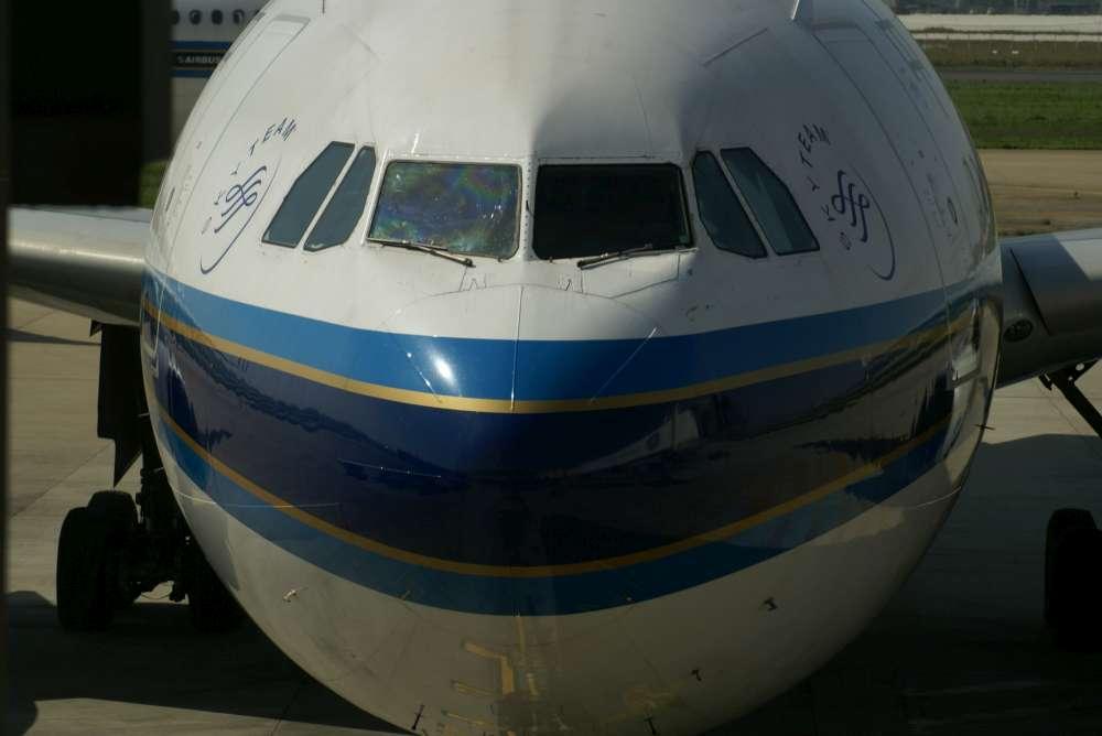 Erstflug des Airbus A380 von China Southern