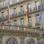 Erste Absolventen erhalten Steigenberger Karriere Diplom