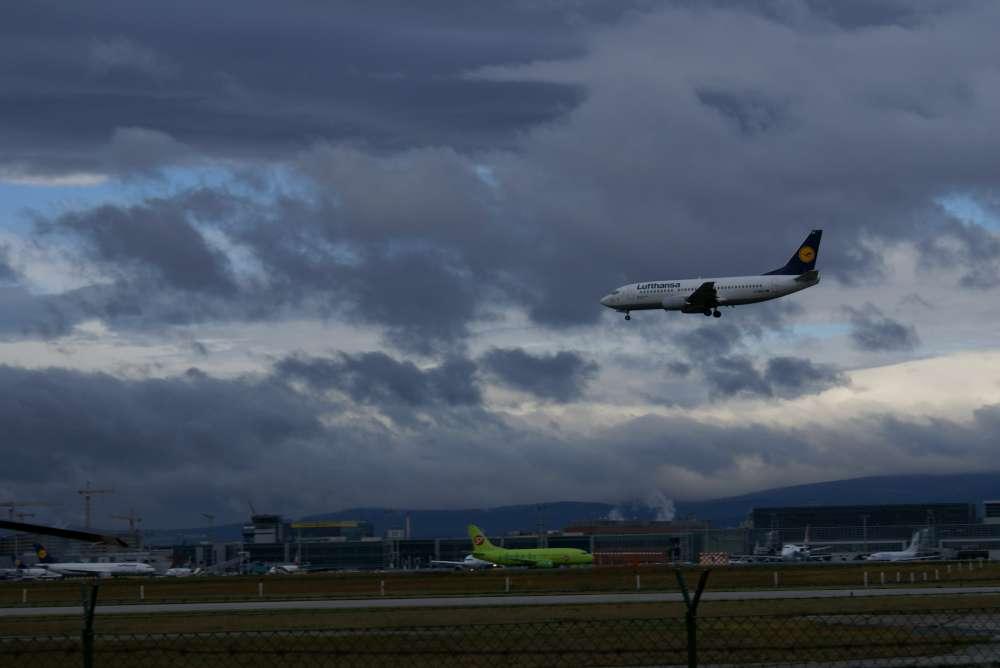 Gestiegenes Passagieraufkommen am Flughafen Frankfurt im ersten Quartal 2012