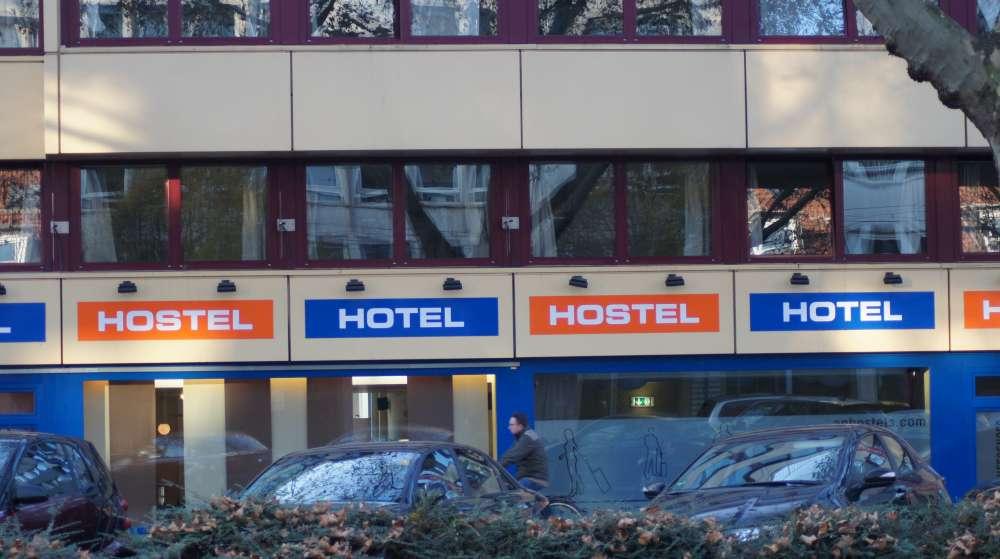 A&O HOTELS and HOSTELS mit TÜV-Zertifikat ausgezeichnet