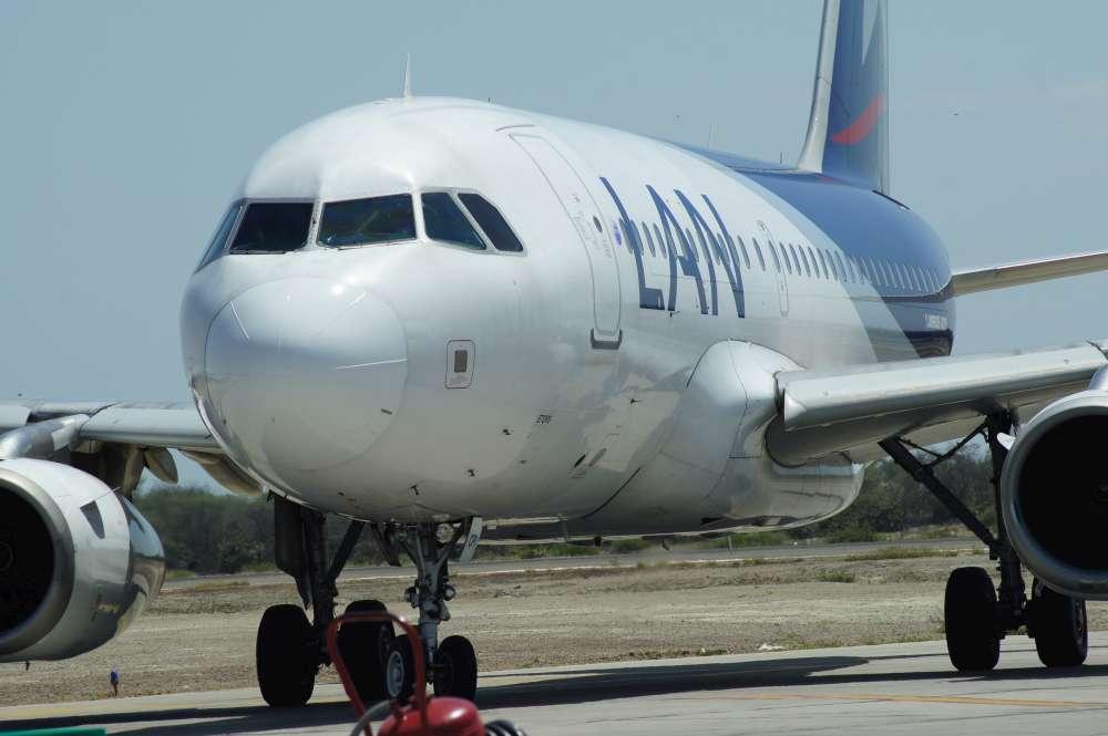 Südamerikanische LATAM Airlines Group: vorläufige Verkehrszahlen für April 2013