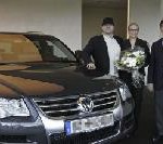 Schauspieler und Komiker Markus Majowski fährt Volkswagen Touareg