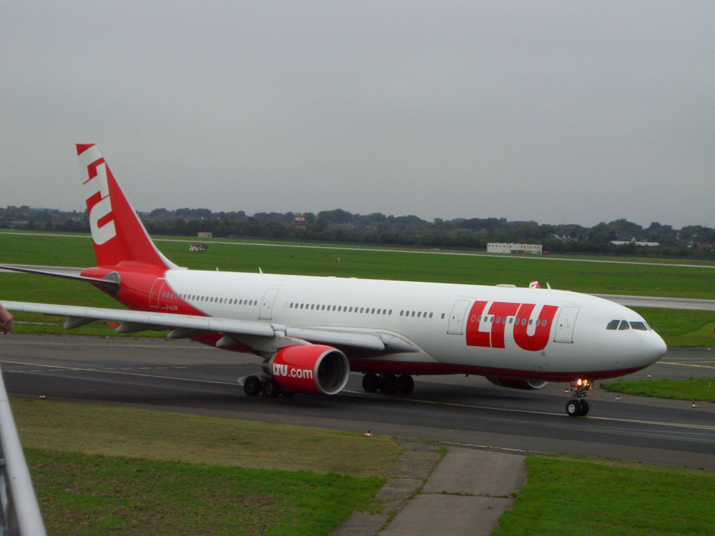 LTU - Charterairline aus Düsseldorf (ab 2008 Air Berlin) (0983) Foto: ©Carstino Delmonte (2008)