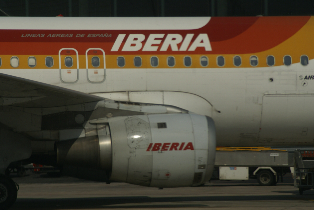 Iberia - die spanische Traditionsairline (05187) Foto: ©Carstino Delmonte (2009)