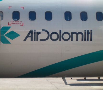 Air Dolomiti - italienisches Lufthansa-Unternehmen (02436) Foto: ©Carstino Delmonte (2006)